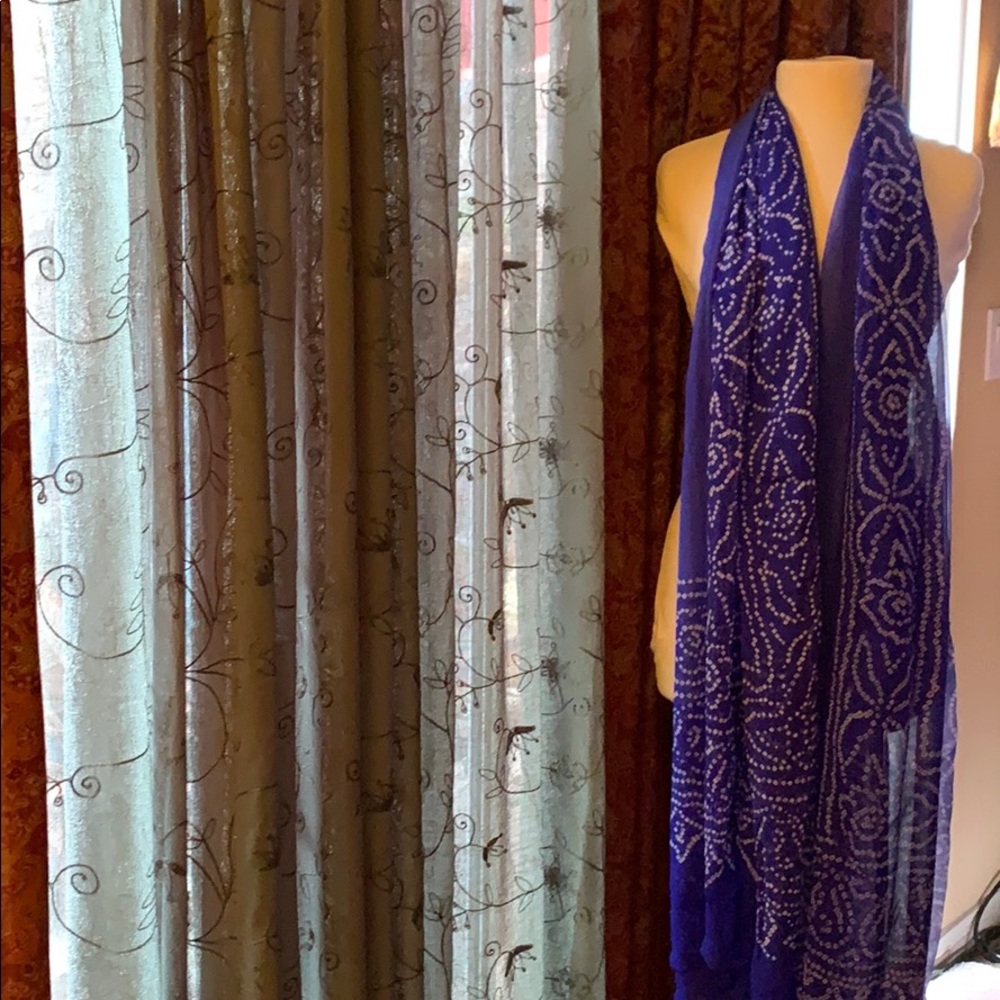 Silk scarf / wrap